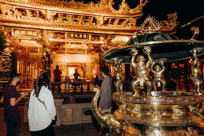Taipei's Origin & Longshan Temple - Taiwan Cultural Walking Tour - What the 2-hour-15-minute schedule feels like