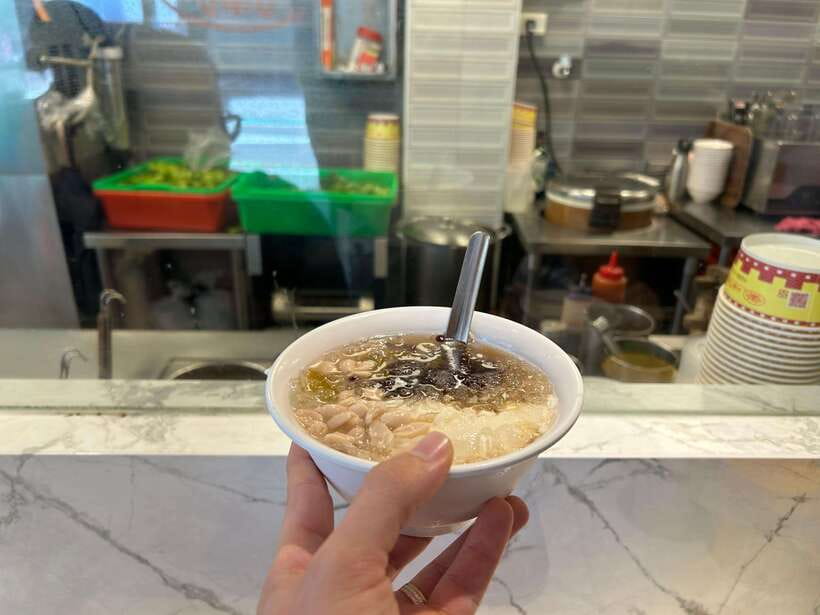 Taipei: Street Food & Hidden Eats Night Market Food Tour - Who will get the most from this Taipei food walk?