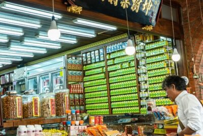 Taipei Street Food & Night Market Tour with a Local: Private & Custom