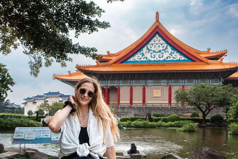 Taiwan Taipei: Private Photoshoot with Taiwan Photographer - The nature route at Shilin or Beitou