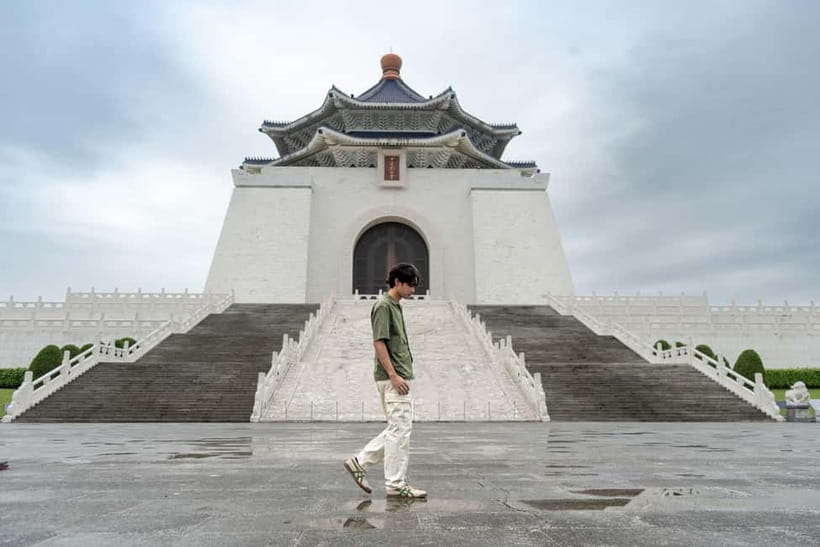 Taiwan Taipei: Quick Photoshoot with Taiwan Photographer - Why the camera equipment matters