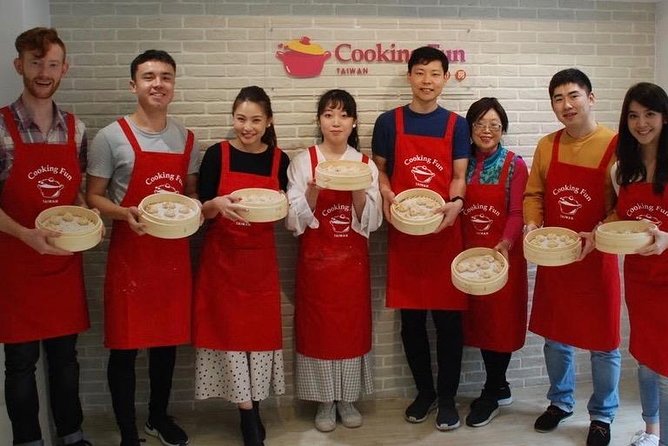 Taiwan Traditional Delicacies Experience, Xiao Long Bao, Chicken vermicelli with mushroom and sesame oil, Tofu strips salad, Bubble milk tea. - Four Taiwanese favorites in a single morning