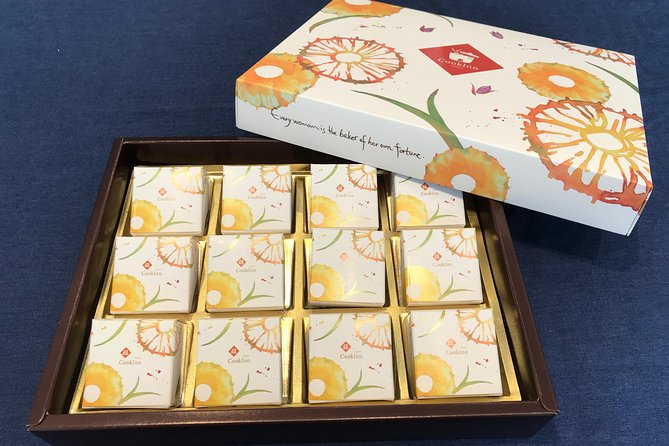 Taiwanese Baking Class with Oolong Tea Tasting in Taipei - Oolong tea gives the afternoon a proper finish