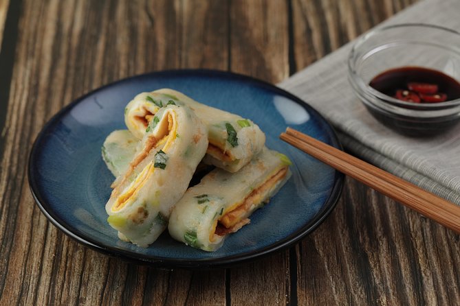 Taiwanese Breakfast Cooking Class in Taipei - Meeting Diana and starting at 9:30 am