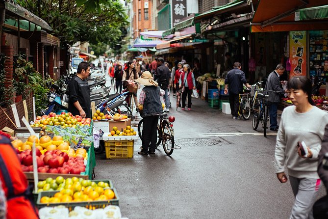 The Award-Winning Private Food Tour of Taipei: The 10 Tastings - Who will enjoy this Taipei food tour?
