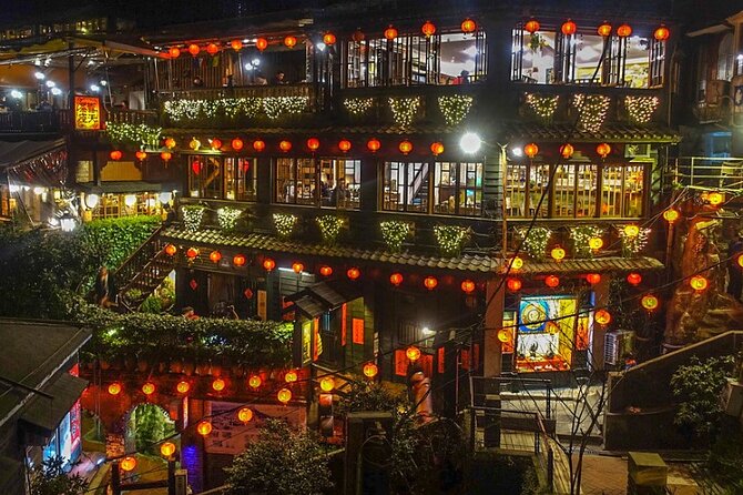 Yehliu, Jiufen & Shifen Taiwans North Coast Day / Night Tour - Jiufen Old Street and Amei Tea House